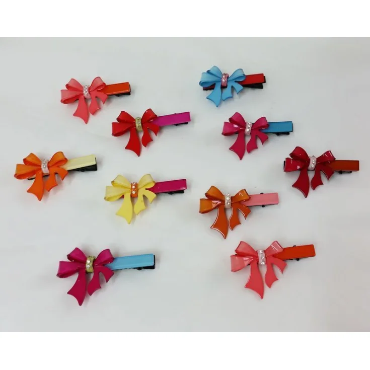 COLORED BOW CLIP