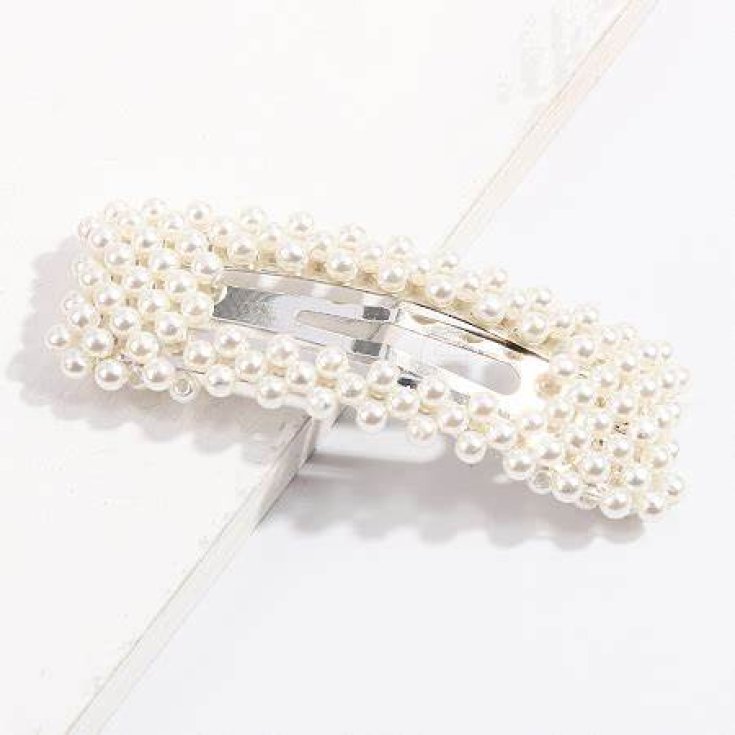 SQUARE CLIP WITH PEARLS