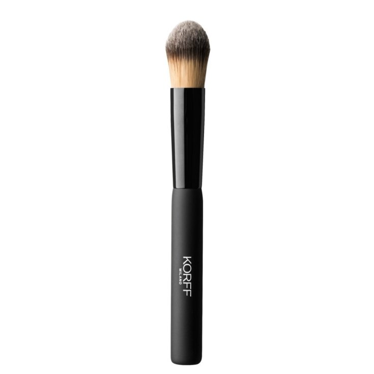 Korff Oval Foundation Brush 1 Piece