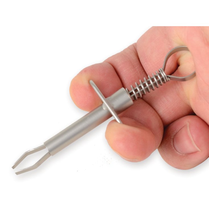TWEEZERS FOR TICKS