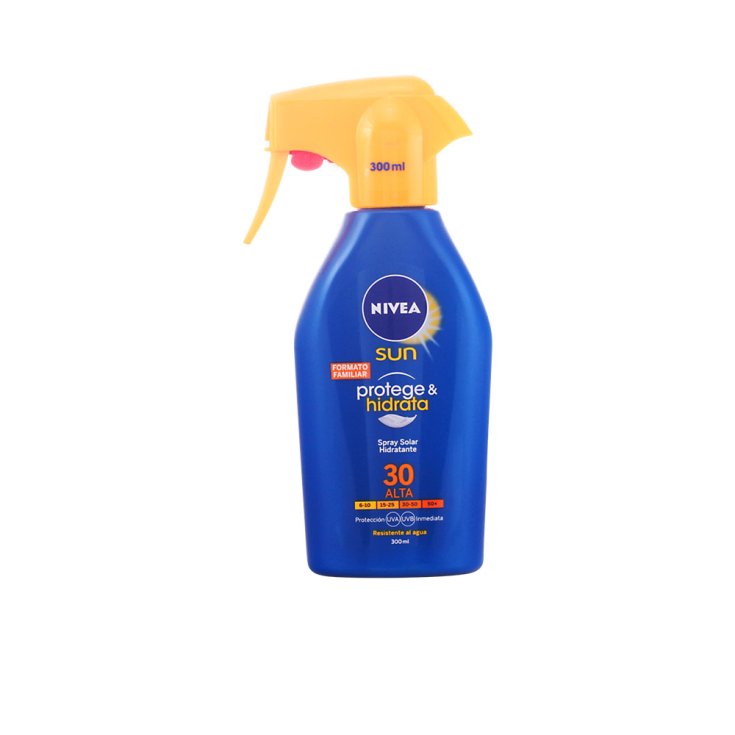 Nivea Sun Protective Moisturizing Spray Spf 30 300ml